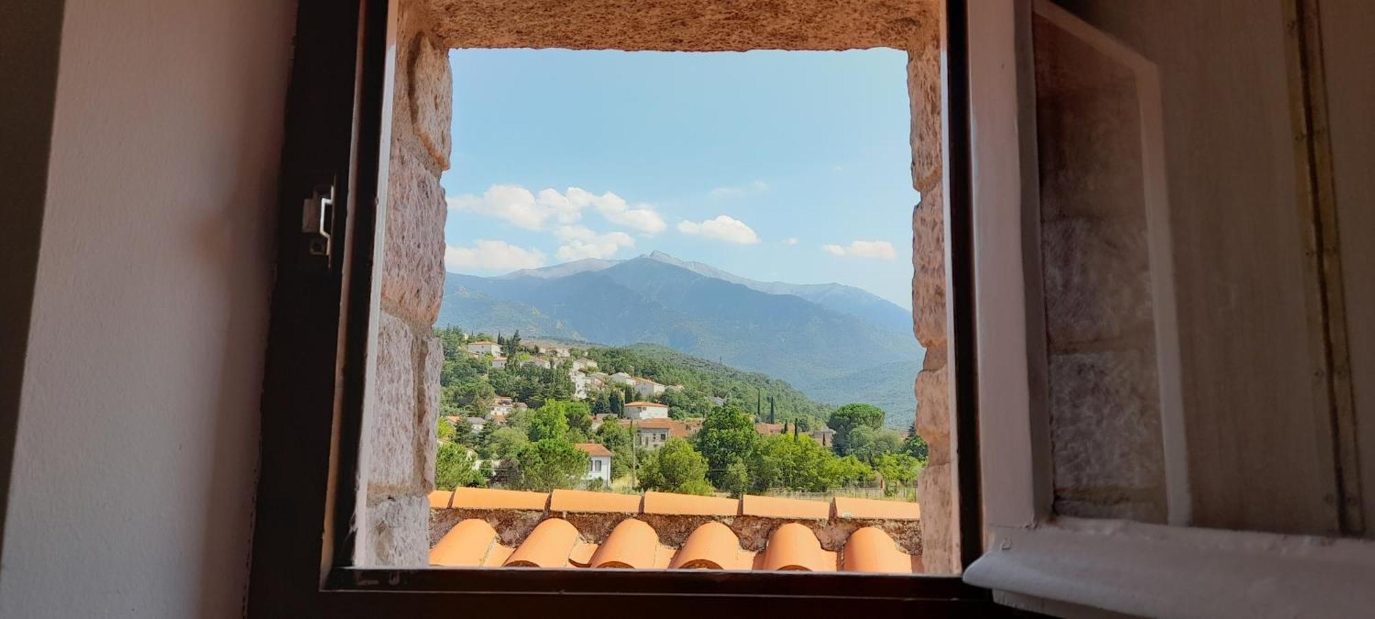 Castell Rose Panzió Prades  Szoba fotó